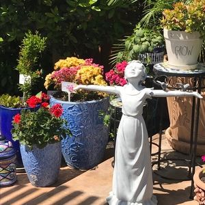 Meet your Posher, Posh